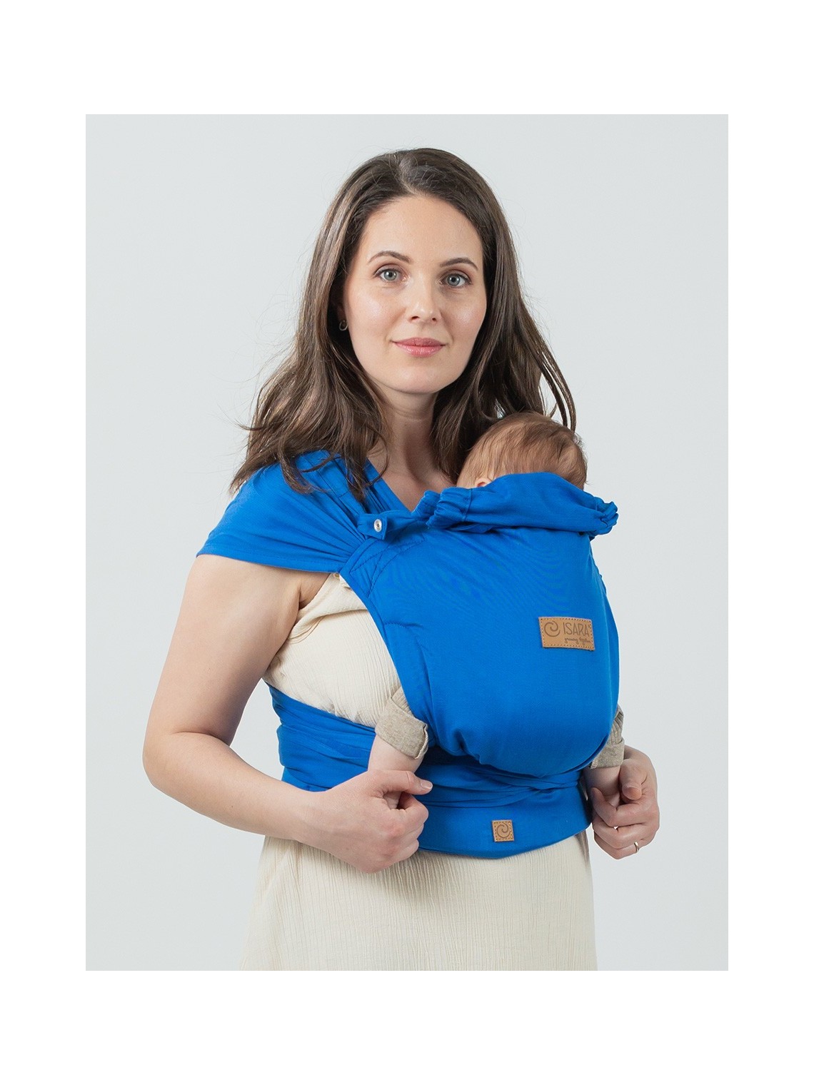 ISARA QuickTie – ērtības un radošuma apvienojums bērna nēsāšanā
