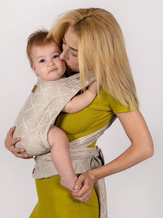 ISARA Quick Half Buckle – hybrid baby carrier with buckle and wrap flexibility