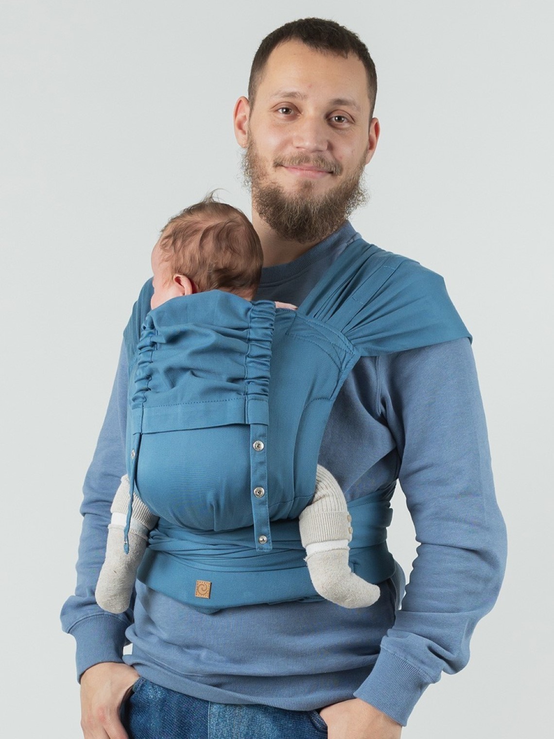 ISARA QuickTie – ērtības un radošuma apvienojums bērna nēsāšanā