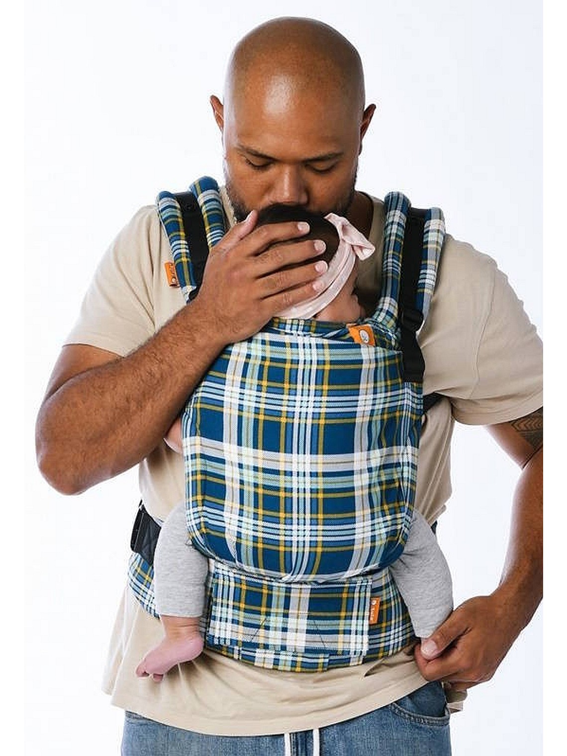 Tula Free To Grow Baby Carrier – ergonomic from birth, no insert needed