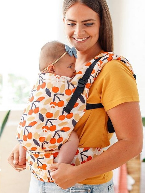 Tula Free To Grow Baby Carrier – ergonomic from birth, no insert needed