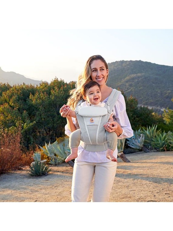 Ergobaby Omni Breeze – breathable comfort from newborn to toddler