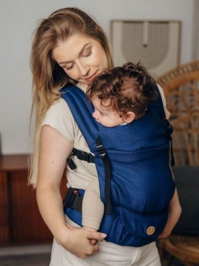 LennyLight – viegli piemērojama ergosoma jaundzimušajiem LennyLight – viegli piemērojama ergosoma jaundzimušajiem