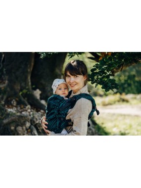 LennyUpGrade – adjustable ergonomic baby carrier from 3.5 to 20 kg LennyUpGrade – adjustable ergonomic baby carrier from 3.5 to 20 kg