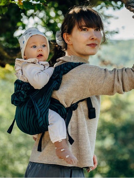 Lenny Buckle Onbuhimo, Toddler, jacquard, (63% kokvilna, 37% merino vilna) - ZEBRA - SAVANNA
