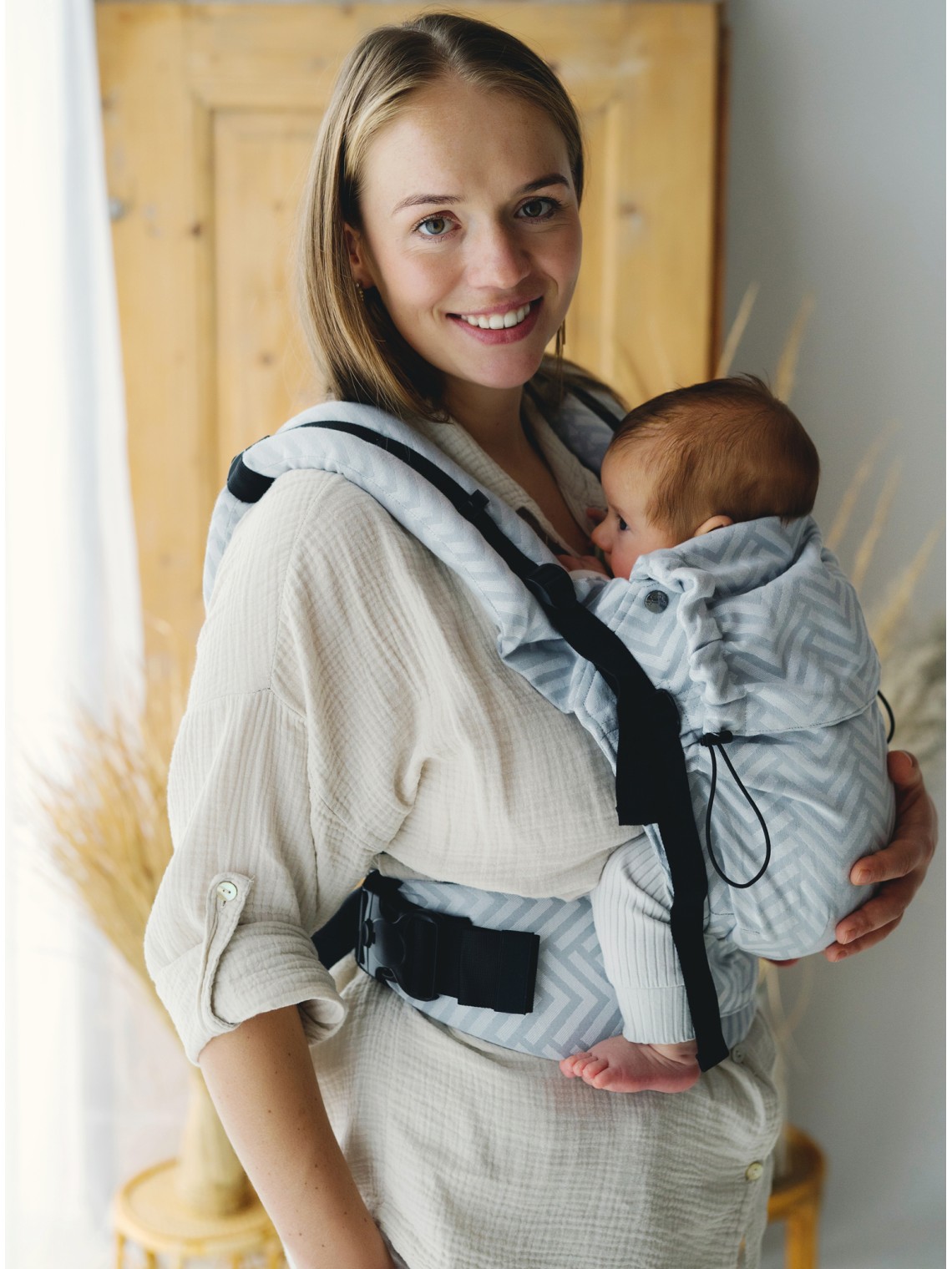 Little Frog Prime – lightweight, breathable newborn carrier