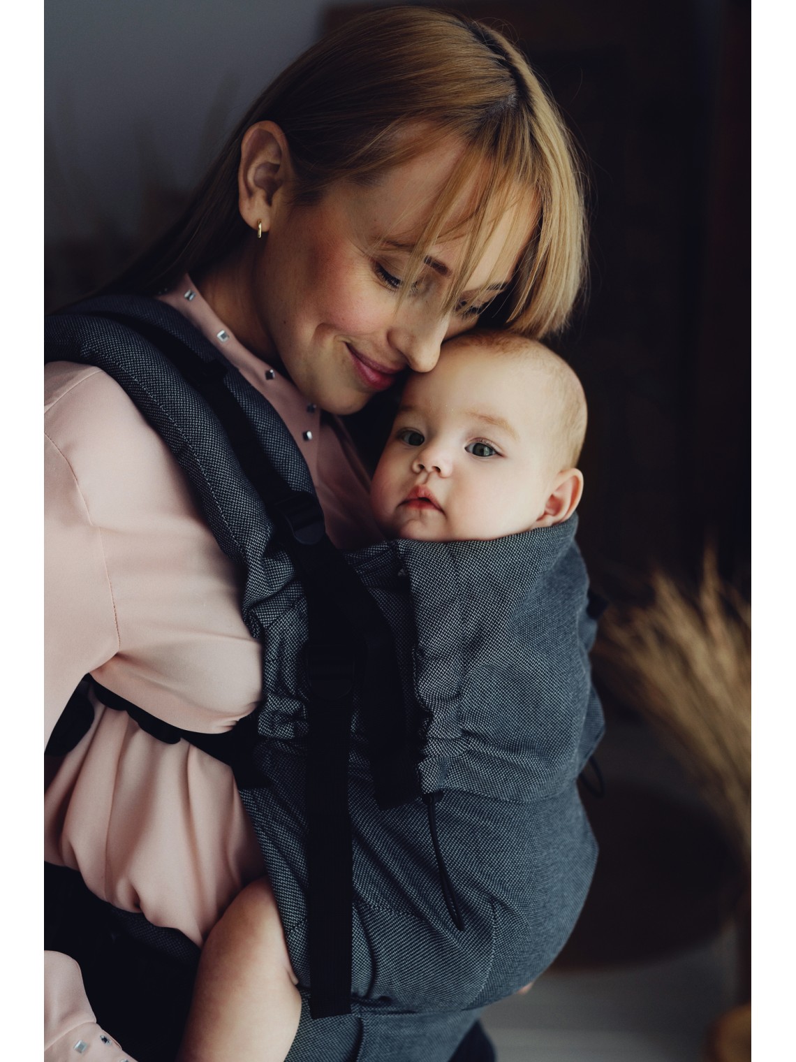 Little Frog Prime – lightweight, breathable newborn carrier