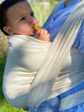 Didymos bērnu slings – dabisks un ērts risinājums mazulim Didymos bērnu slings – dabisks un ērts risinājums mazulim