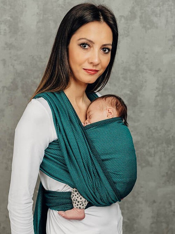 LennyLamb baby wrap – ergonomic and soft from birth to preschool