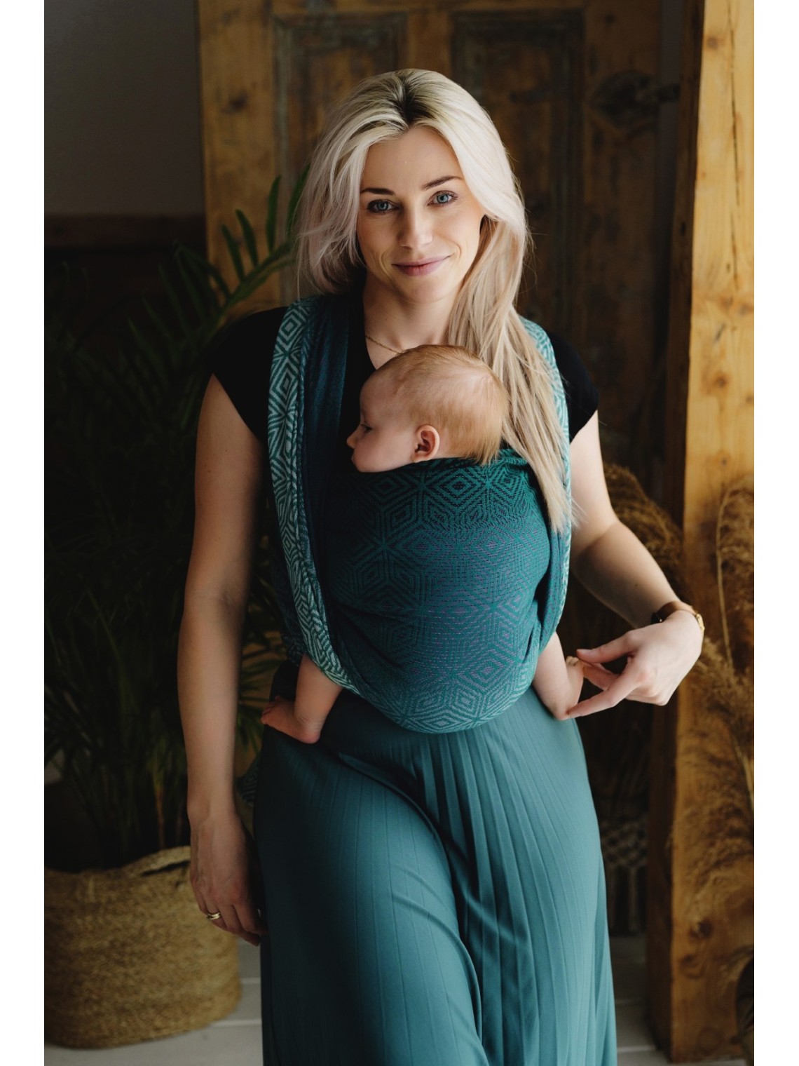 Little Frog bērnu slings – kvalitatīvs un ērts par pieejamu cenu Little Frog bērnu slings – kvalitatīvs un ērts par pieejamu cenu
