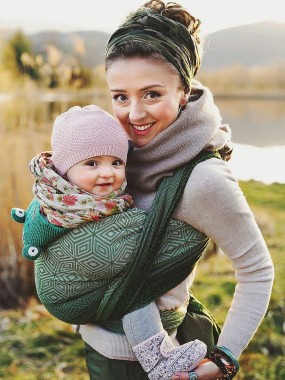 Little Frog bērnu slings – kvalitatīvs un ērts par pieejamu cenu