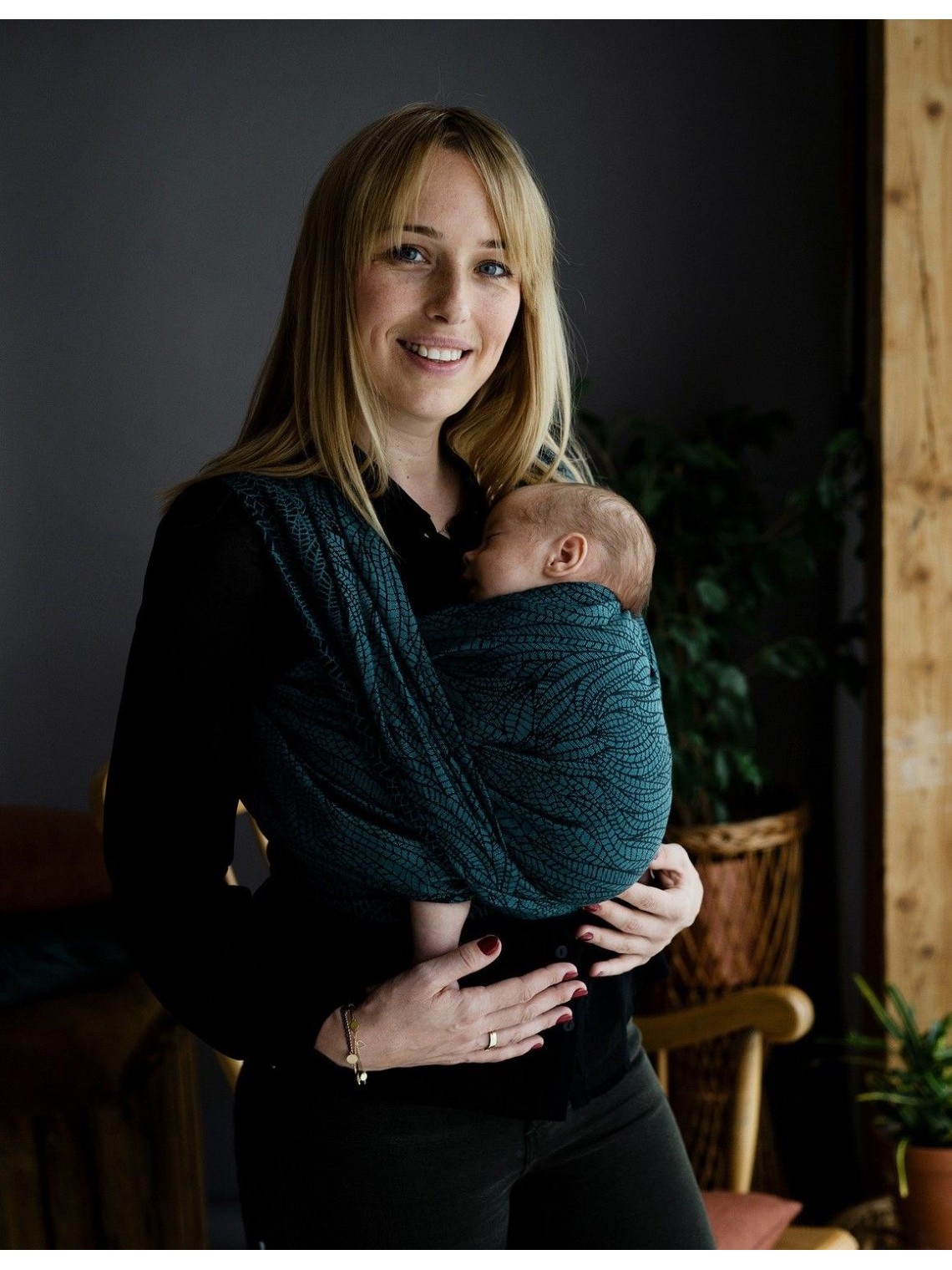 Little Frog baby sling – breathable and affordable baby wrap