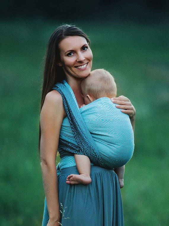 Little Frog bērnu slings – kvalitatīvs un ērts par pieejamu cenu