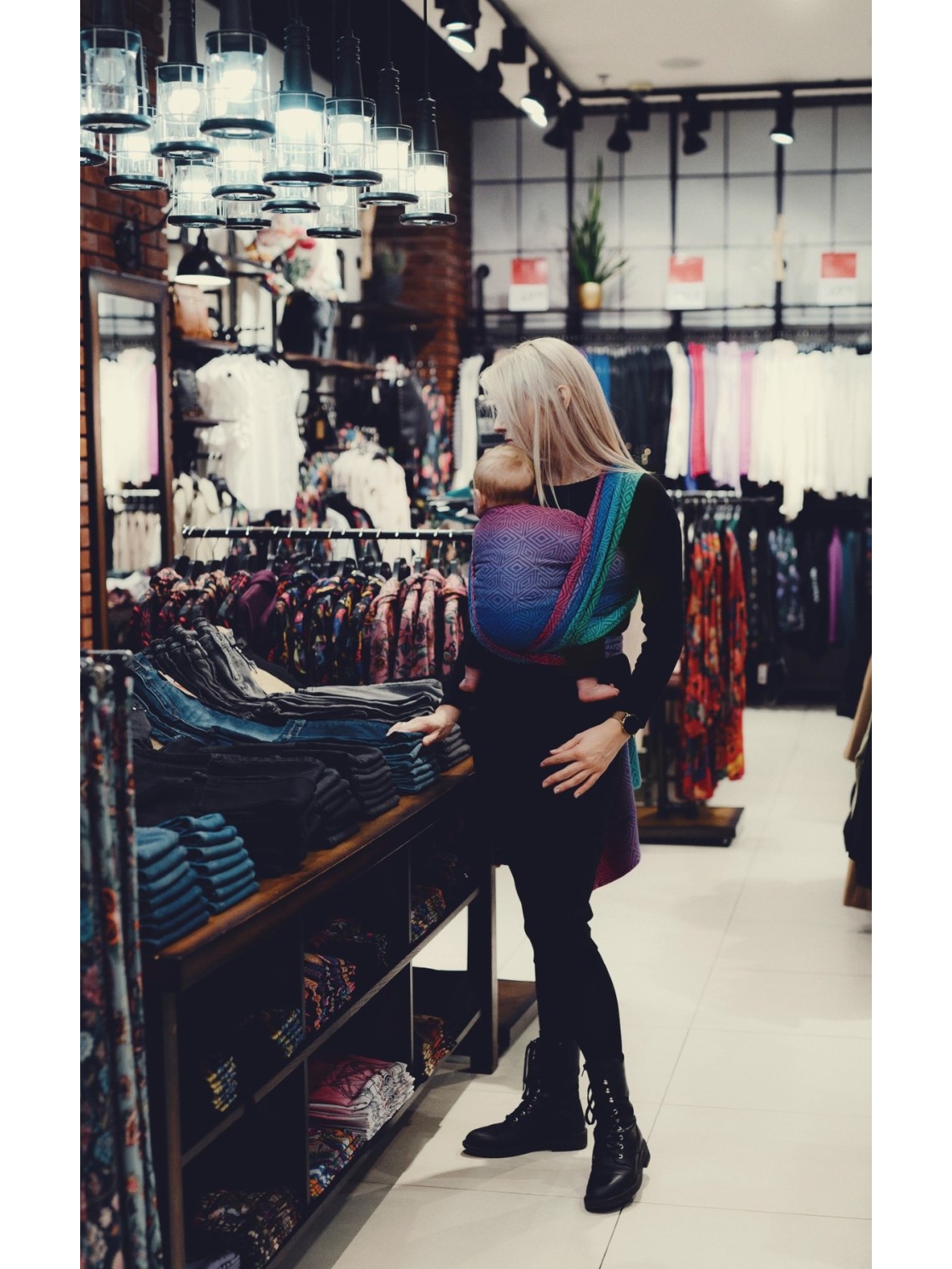 Little Frog bērnu slings – kvalitatīvs un ērts par pieejamu cenu Little Frog bērnu slings – kvalitatīvs un ērts par pieejamu cenu