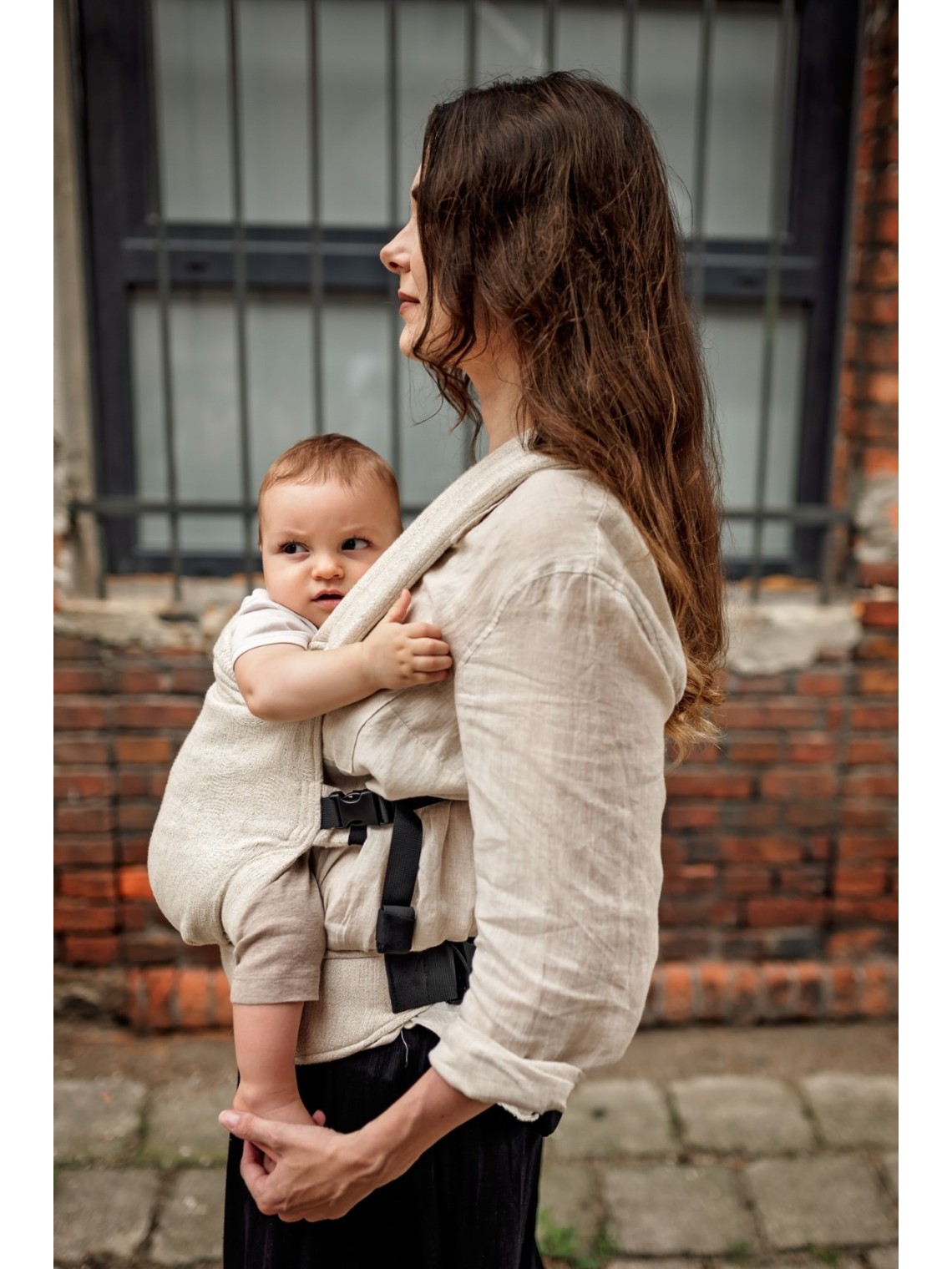 QUSY Standard 2.0 – ergonomisks, regulējams bērnu slings