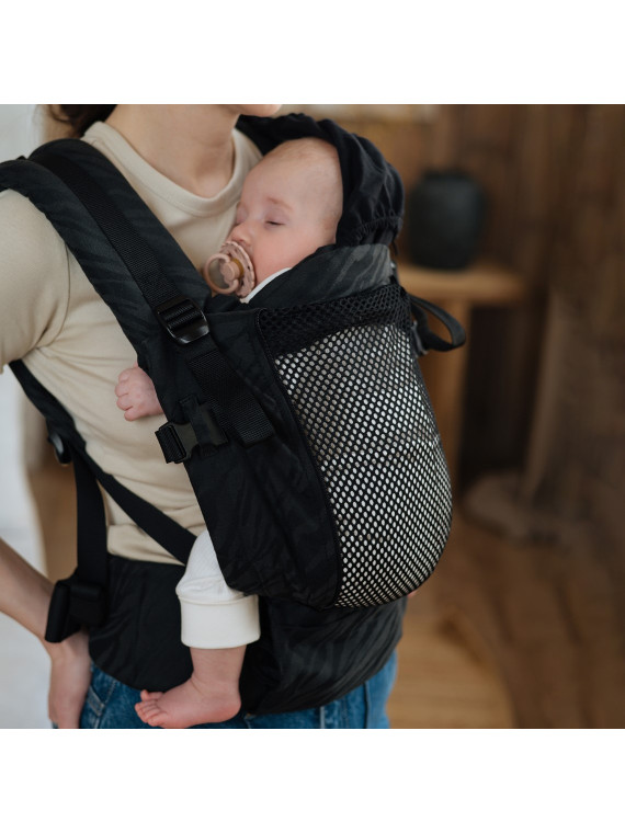 Love & Carry ONE – comfortable baby carrier from newborn