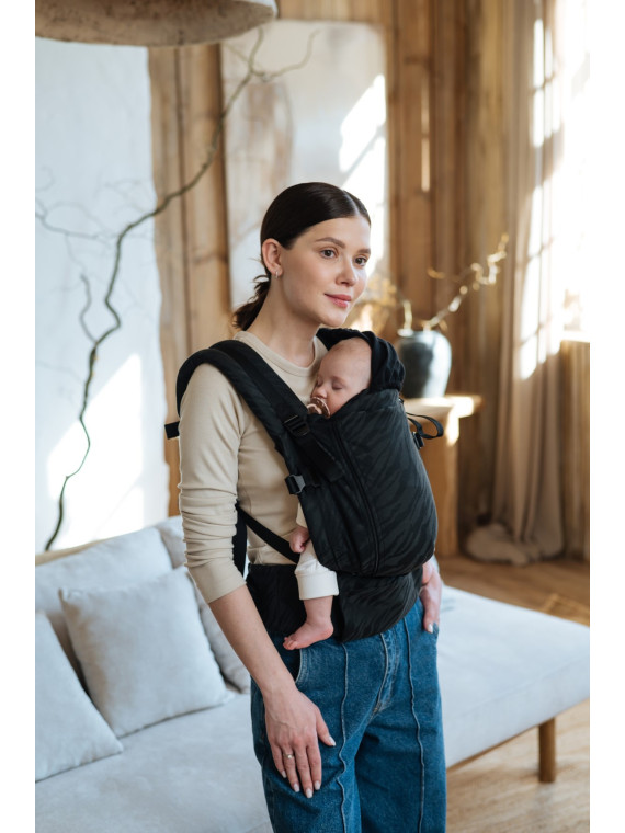 Love & Carry ONE – comfortable baby carrier from newborn