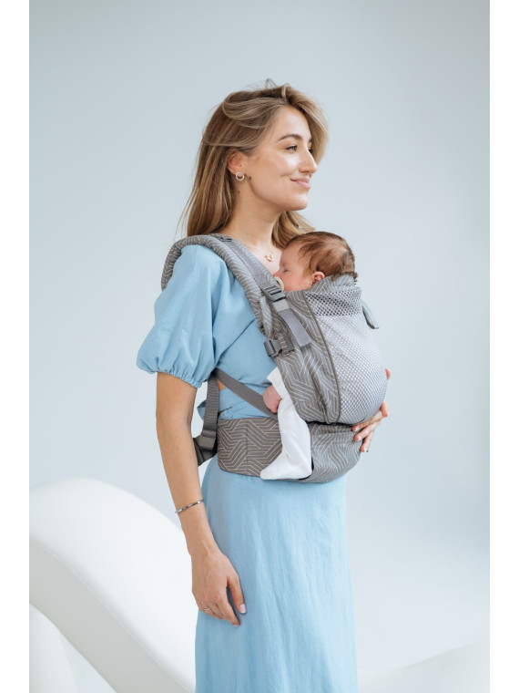 Love & Carry ONE – comfortable baby carrier from newborn
