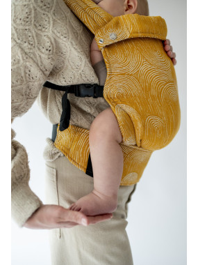 QUSY Standard 2.0 – innovative adjustable baby carrier QUSY Standard 2.0 – innovative adjustable baby carrier