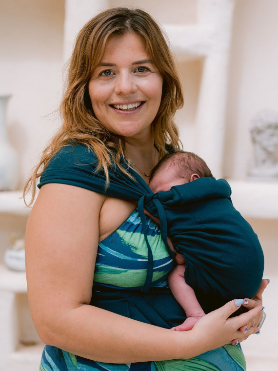 Neko Tiny – newborn baby carrier from 2.5 kg, made of stretchy wrap fabric