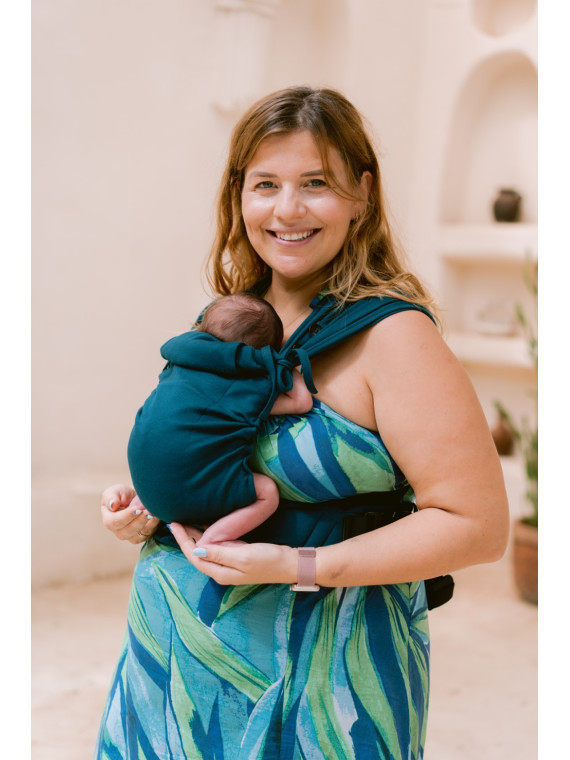 Neko Tiny – newborn baby carrier from 2.5 kg, made of stretchy wrap fabric