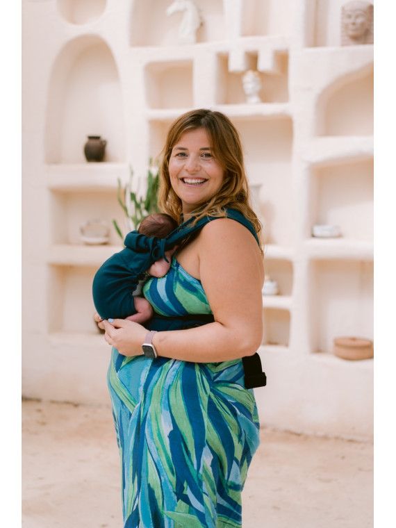 Neko Tiny – newborn baby carrier from 2.5 kg, made of stretchy wrap fabric