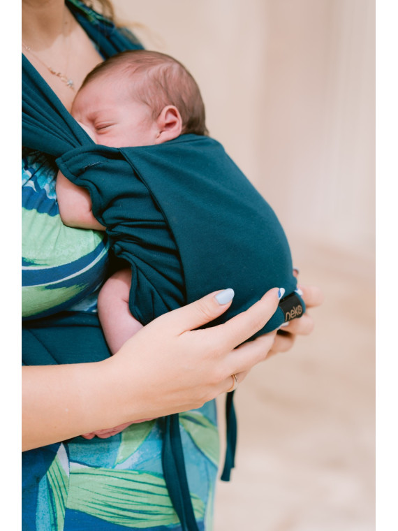 Neko Tiny – newborn baby carrier from 2.5 kg, made of stretchy wrap fabric