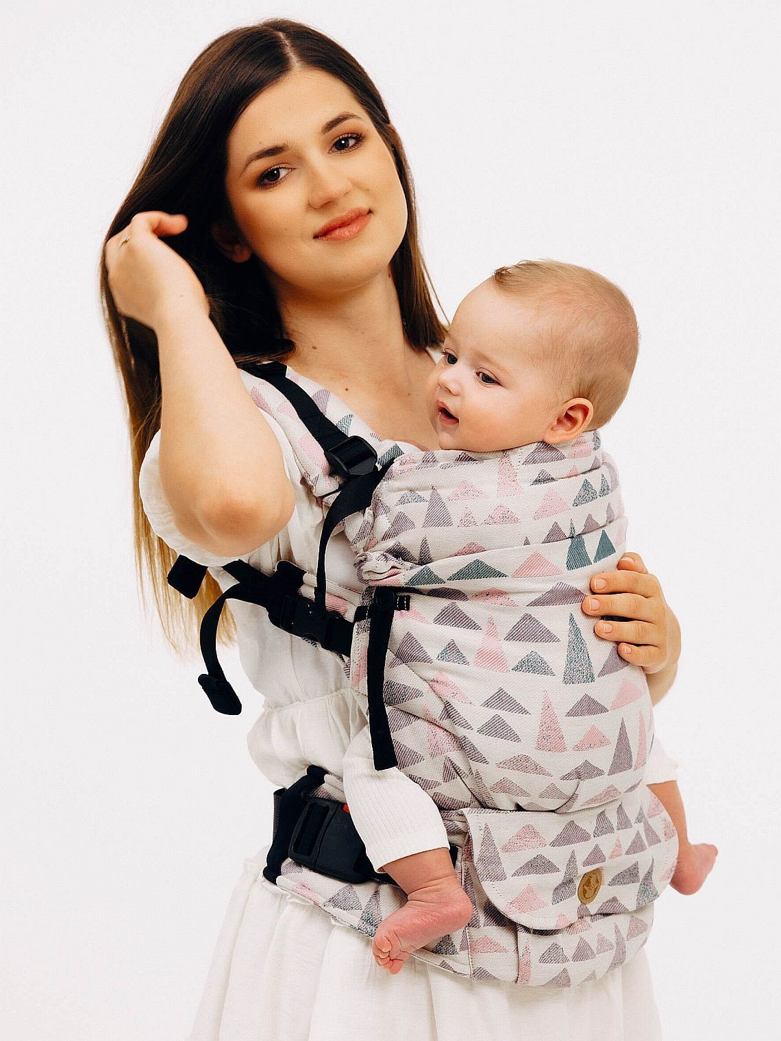 LennyUpGrade – ergonomiska bērnu nēsāšanas soma no 3,5 līdz 20 kg LennyUpGrade – ergonomiska bērnu nēsāšanas soma no 3,5 līdz 20 kg