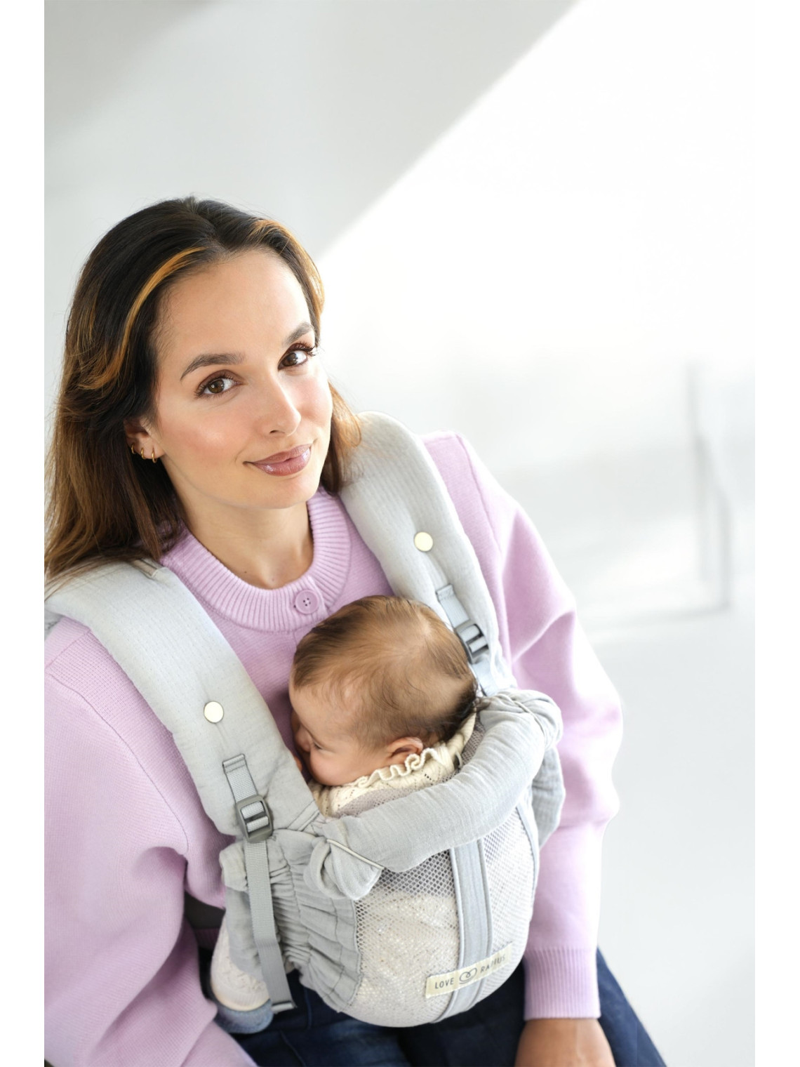 Love Radius PhysioCarrier 2 – ergonomisks nēsātājs no dzimšanas | babysling.lv