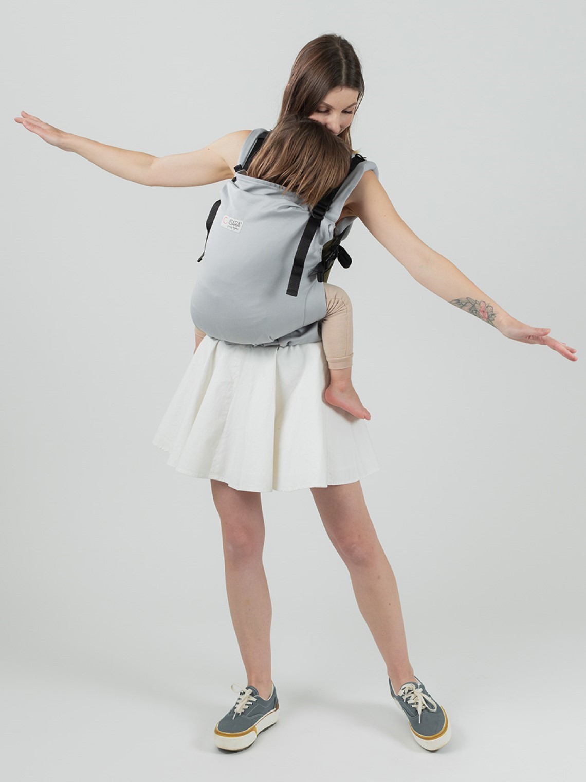 ISARA Preschooler – ergonomic carrier for bigger kids ISARA Preschooler – ergonomic carrier for bigger kids