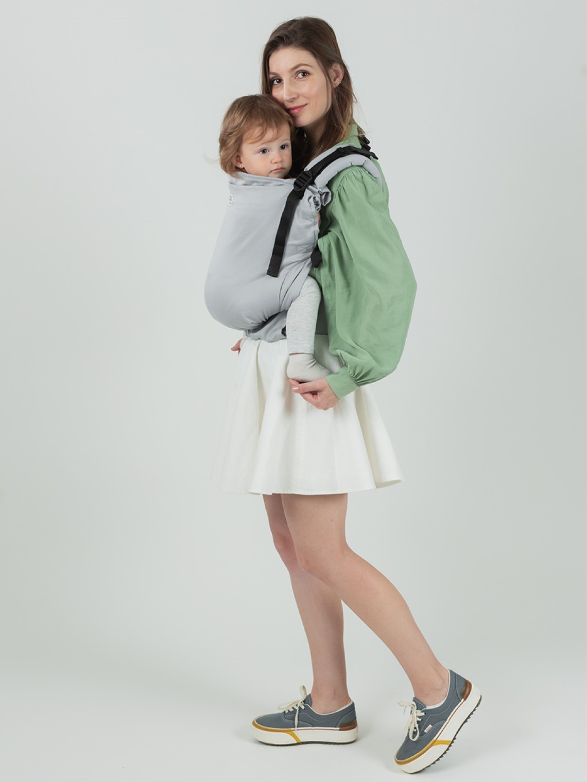 ISARA Preschooler – ergonomic carrier for bigger kids ISARA Preschooler – ergonomic carrier for bigger kids