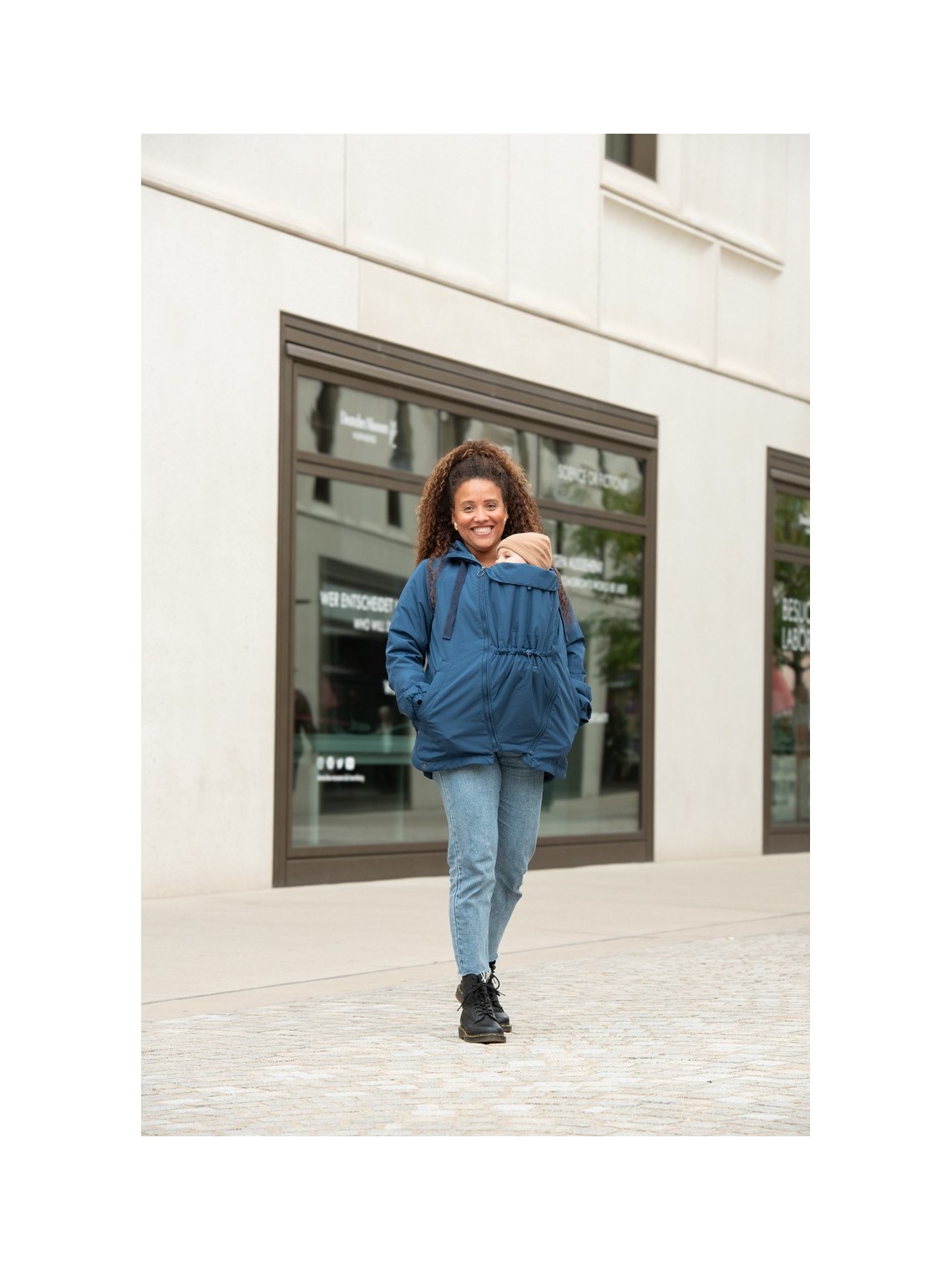 Mamalila Boston, Navy