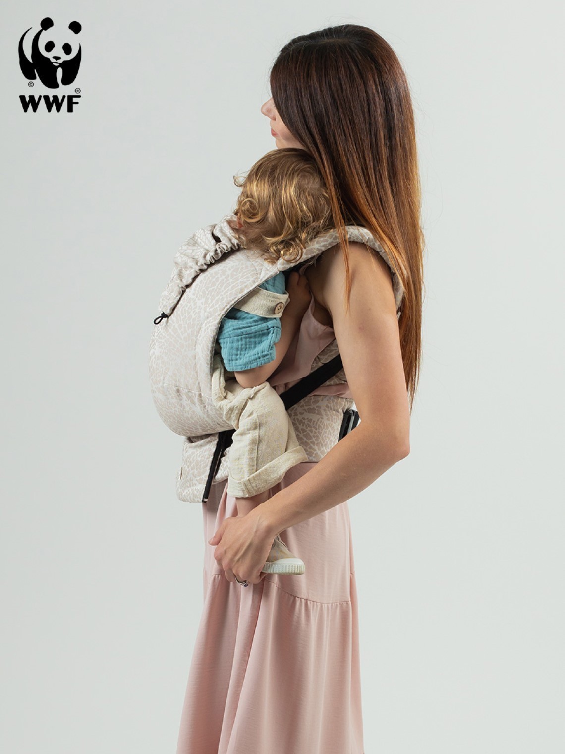 ISARA Quick Full Buckle – easy, fast, and ergonomic baby carrier