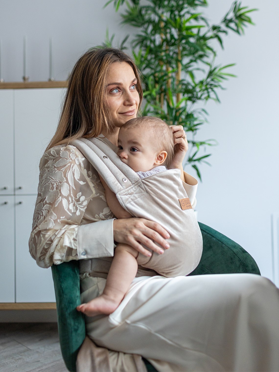 ISARA Quick Half Buckle – sasaistāma ergosoma ar sprādzi ērtai bērna nēsāšanai