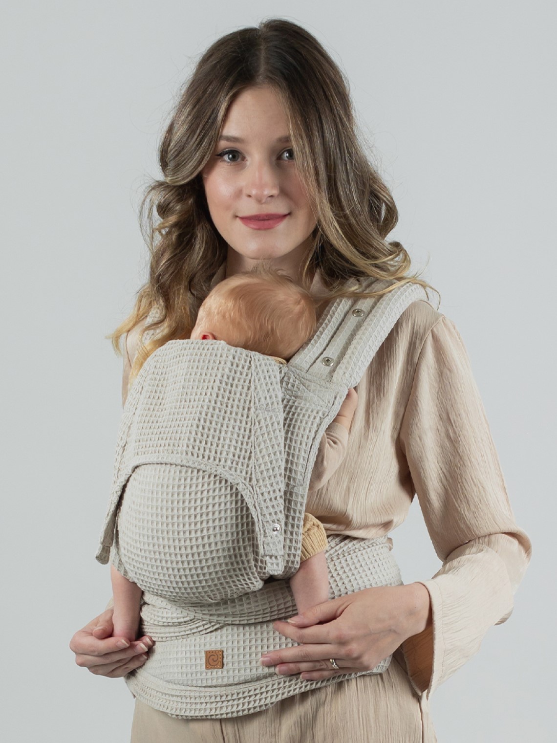 ISARA Quick Half Buckle – sasaistāma ergosoma ar sprādzi ērtai bērna nēsāšanai