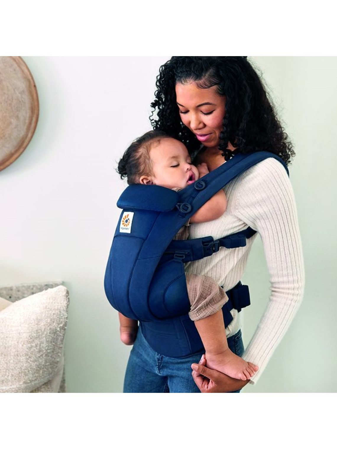 Ergobaby Omni Dream  all carry positions from birth to 20 kg |  Babyslings.eu