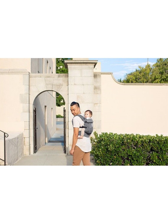 Ergobaby Adapt baby carrier – from newborn to toddler
