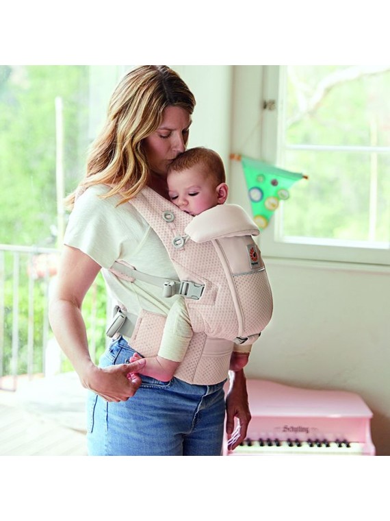Ergobaby Adapt baby carrier – from newborn to toddler